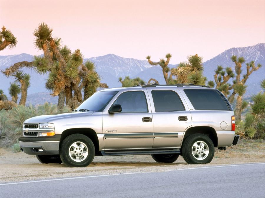  Chevrolet Tahoe 2000 года  (фото 37 из 57)